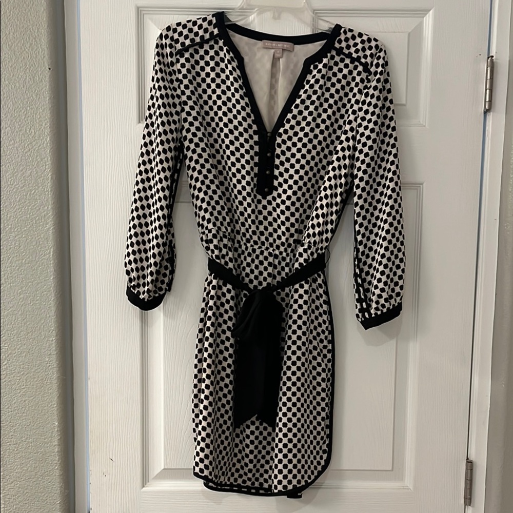 Banana Republic Black and White Sheath Dress with V-neck Raglan Sleeves